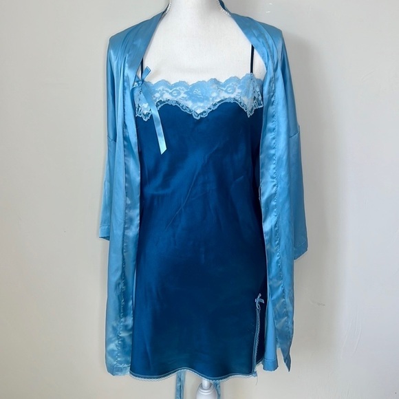 Victoria’s Secret Y2K Slip Robe Set
